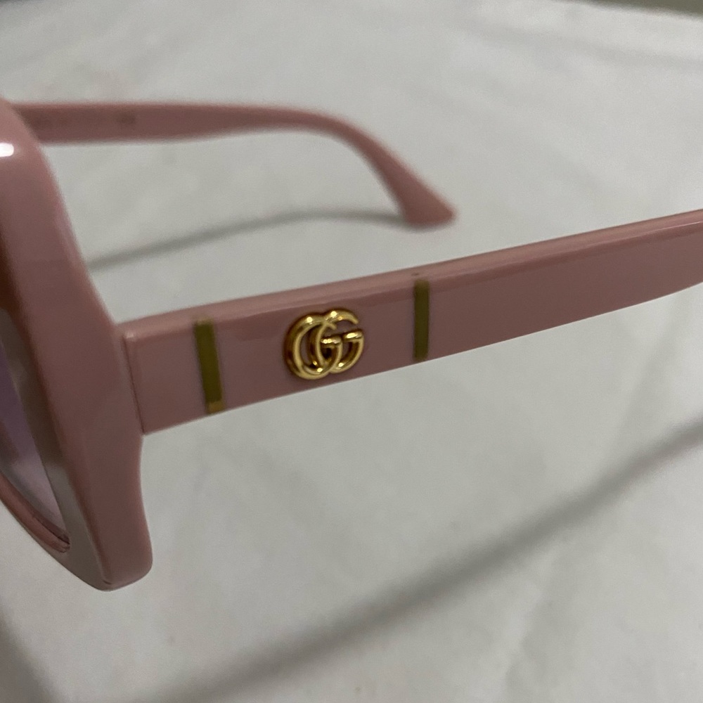 ⚡️⚡️GUCCI⚡️⚡️Authentic Lines 56MM Rectangular Pink Sunglasses MSRP$285 - Picture 8 of 8